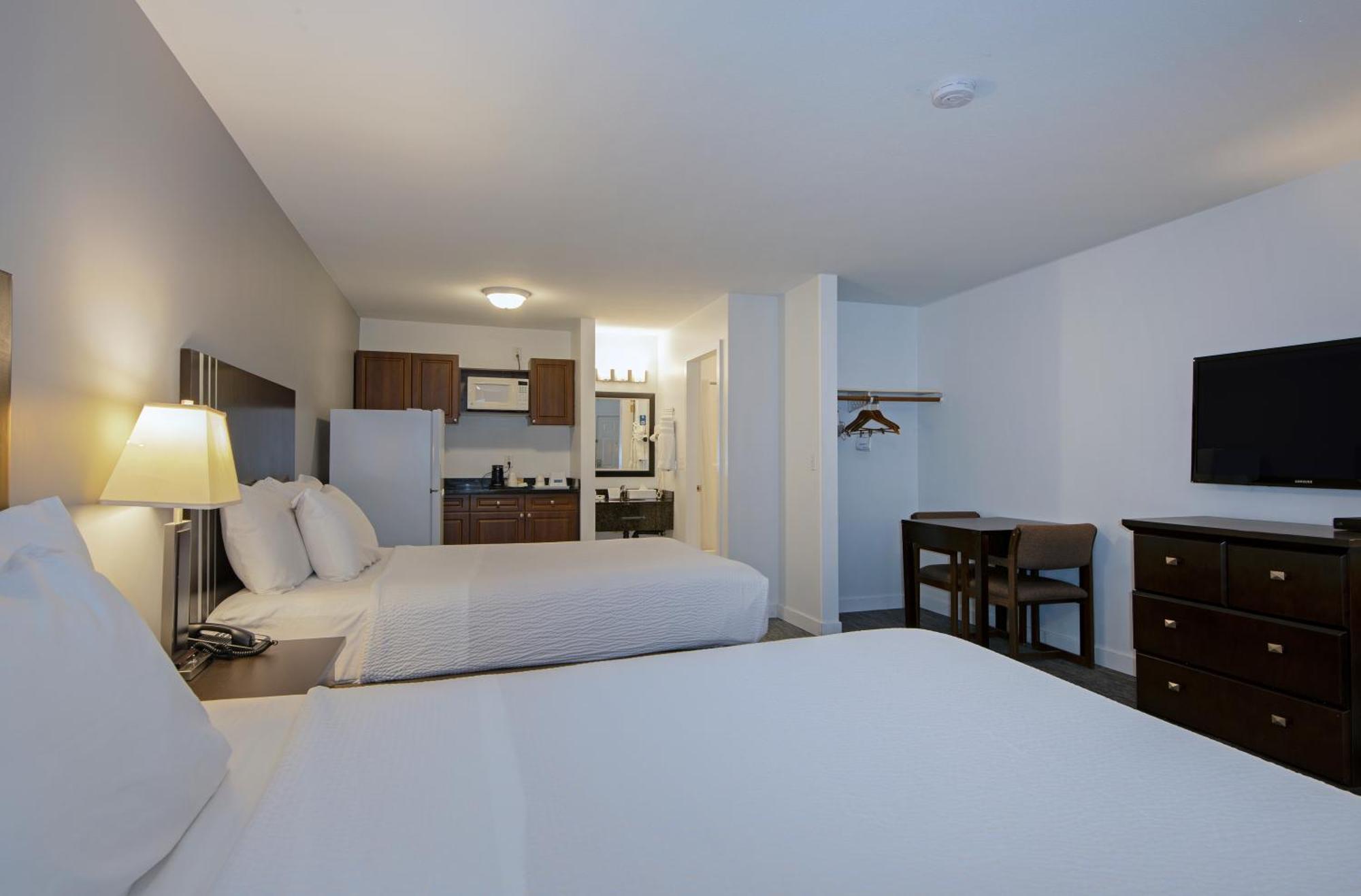 Travelodge By Wyndham Kamloops Mountview Eksteriør billede