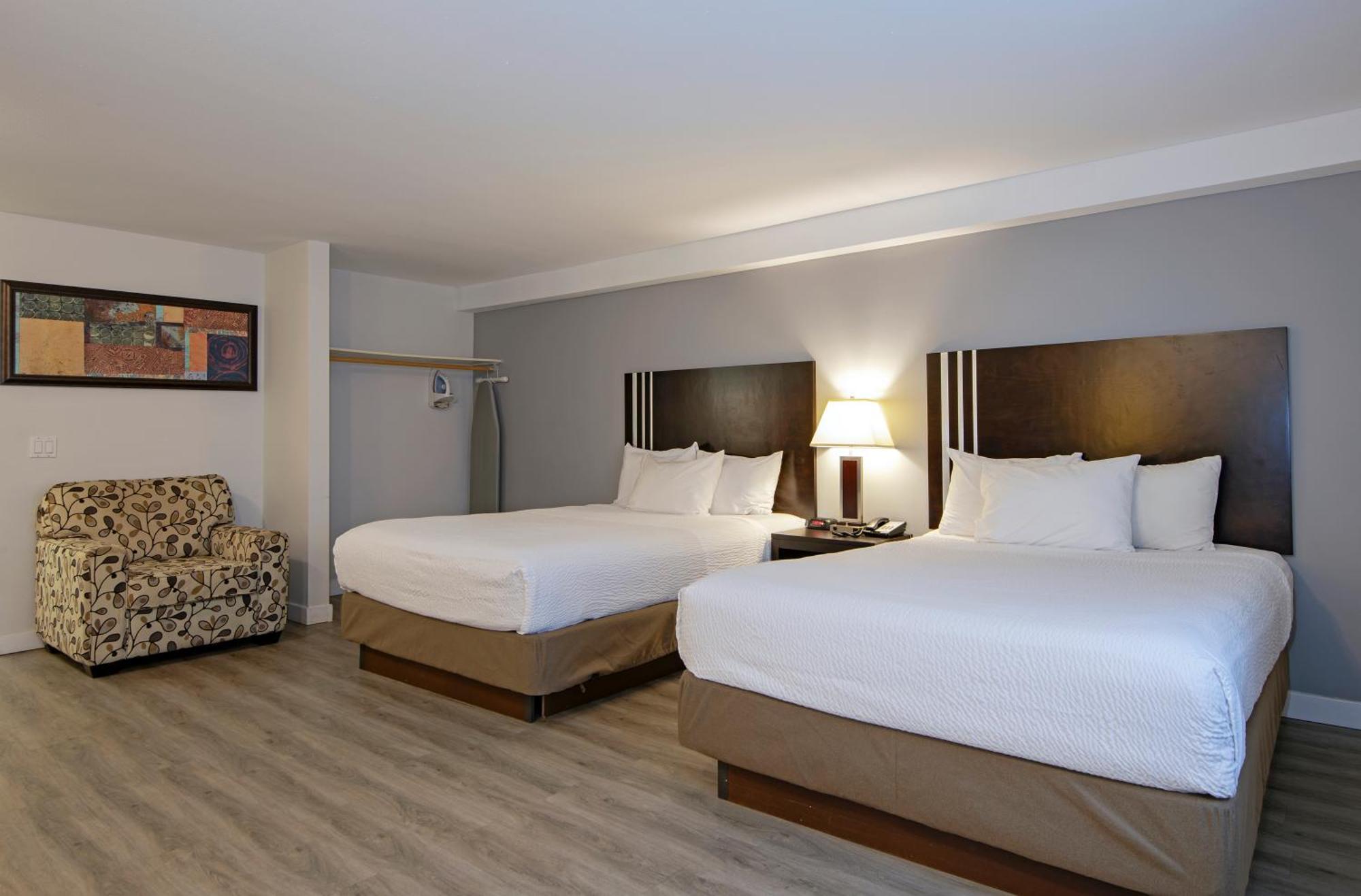 Travelodge By Wyndham Kamloops Mountview Eksteriør billede