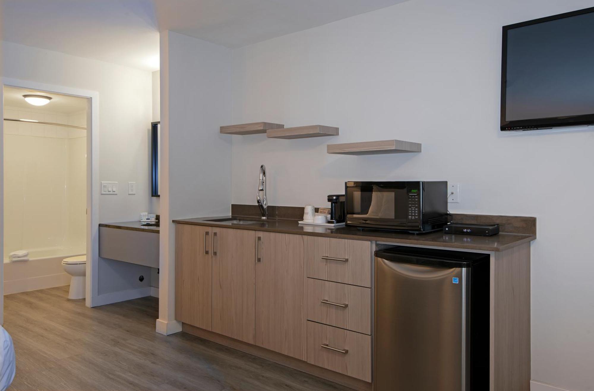 Travelodge By Wyndham Kamloops Mountview Eksteriør billede