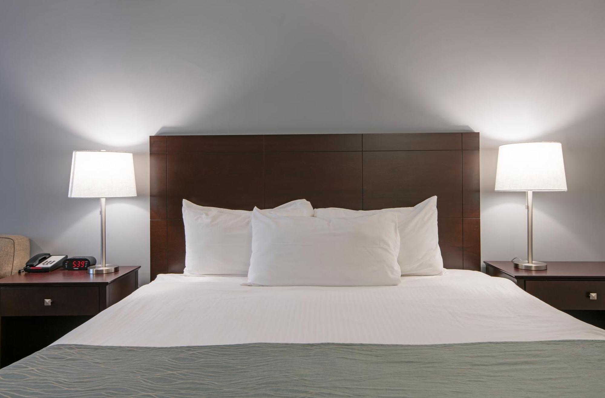 Travelodge By Wyndham Kamloops Mountview Eksteriør billede