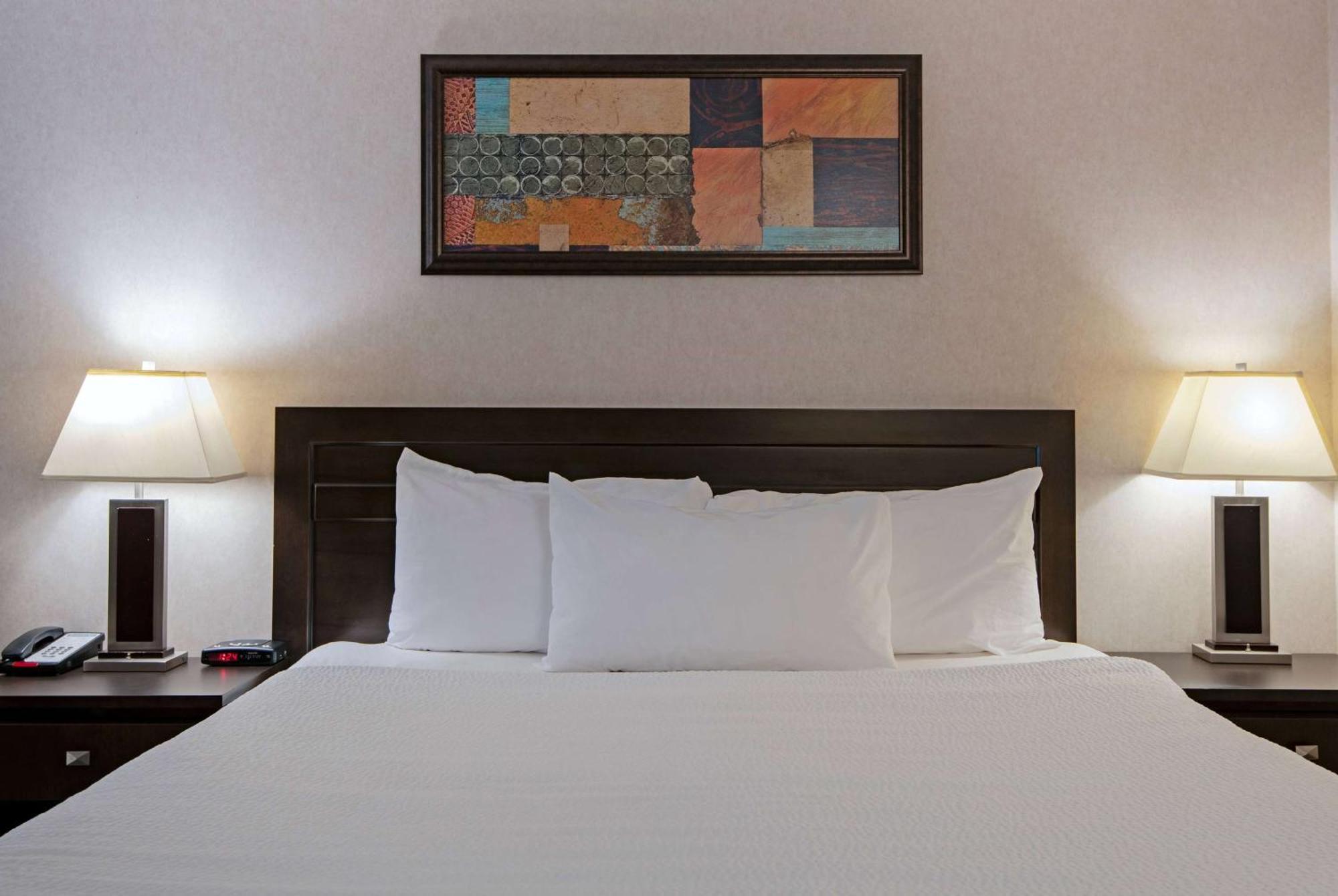 Travelodge By Wyndham Kamloops Mountview Eksteriør billede